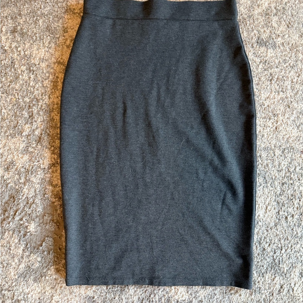 Chic Charcoal Pencil Skirt